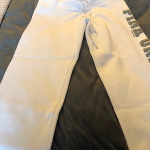 NWOT Victoria’s Secret Pink  cropped sweatpants